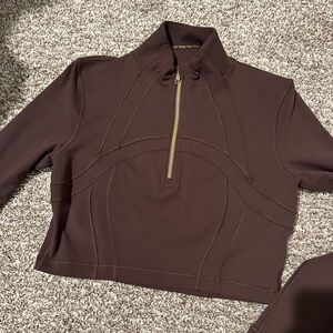 Lululemon Brown Quarter-Zip Athletic Pullover cropped length